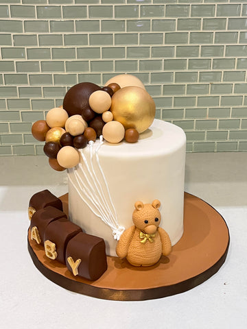 BEAR BALLOON FONDANT CAKE