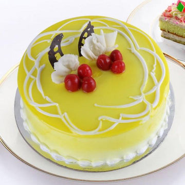 Yummy Pineapple Birthday Cake